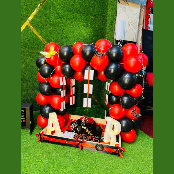 Balloons Arch Basket(Cake, Balloons & 2 Alphabets)