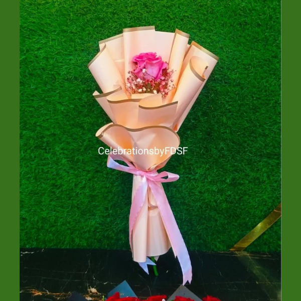 One Rose Mini Bouquet