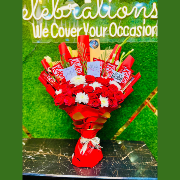 Rose Bouquet with KitKat Chocolate